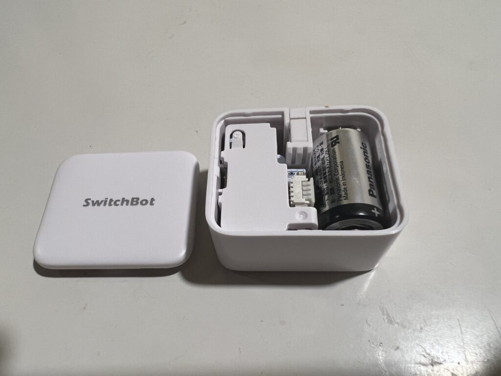 SwitchBotで利用されるCR2電池